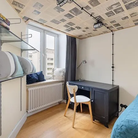 Lägenhet Specious Studio With Entresol In City Center Wwa18